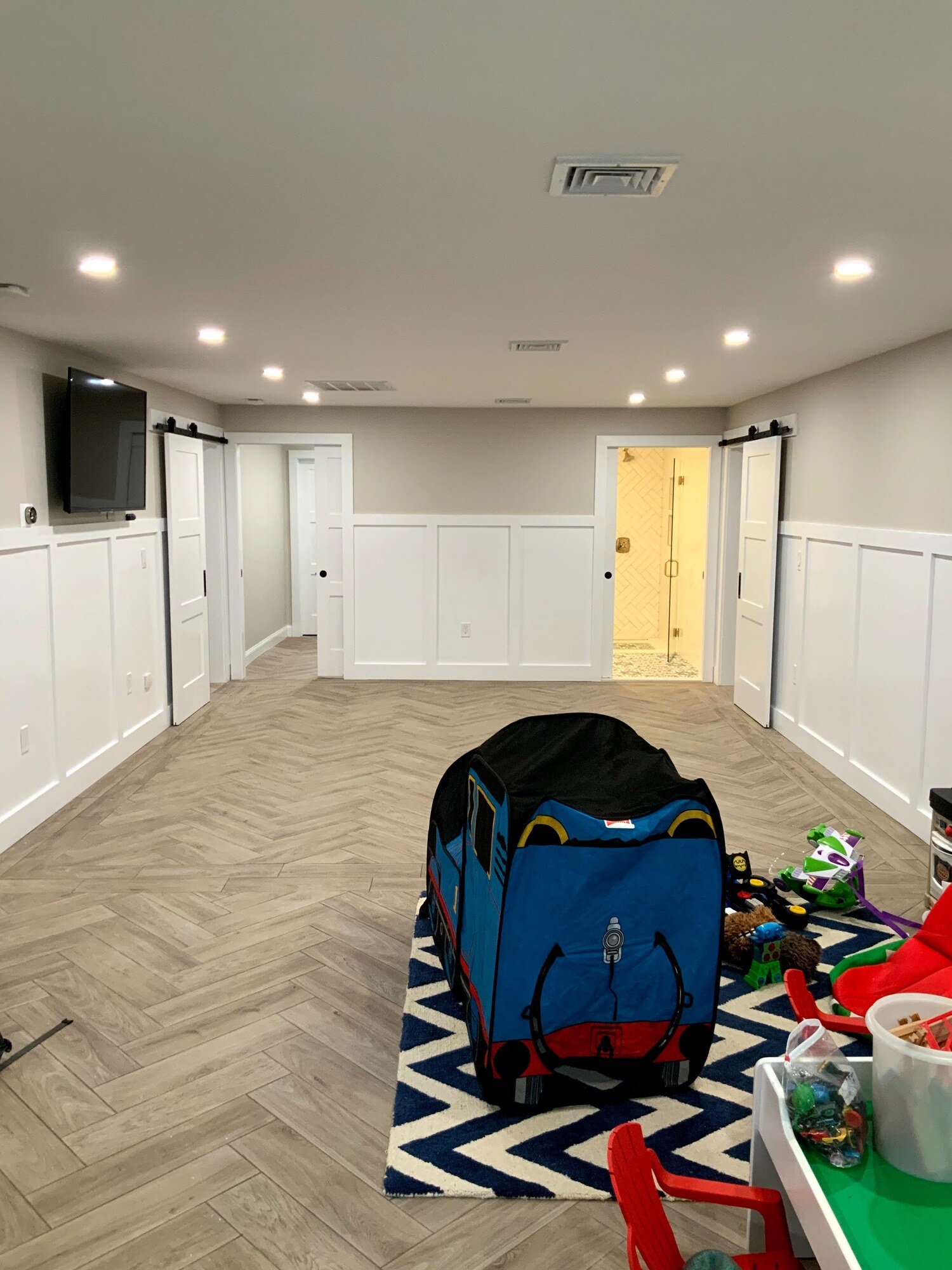 basement with large play room